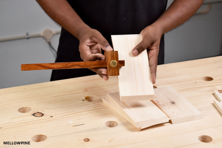 Marking the gap for fixing the inner piece using a marking guage