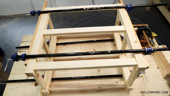 Clamping the entire frame for curing