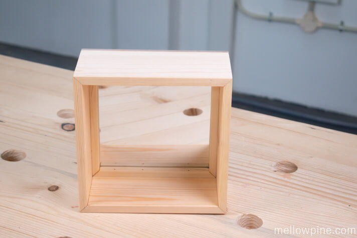 Box with Mirror