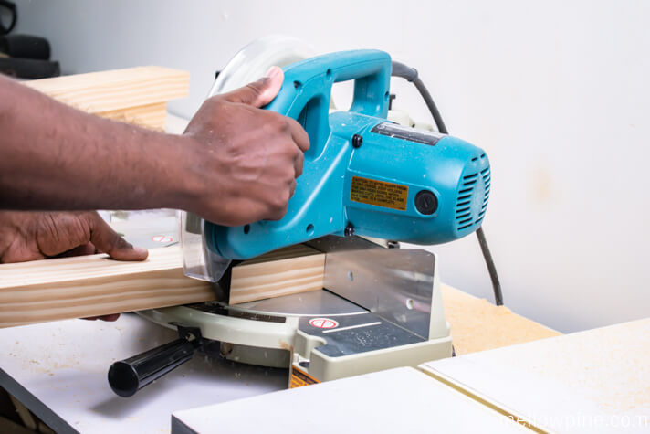 Mitering the edge of the X brace