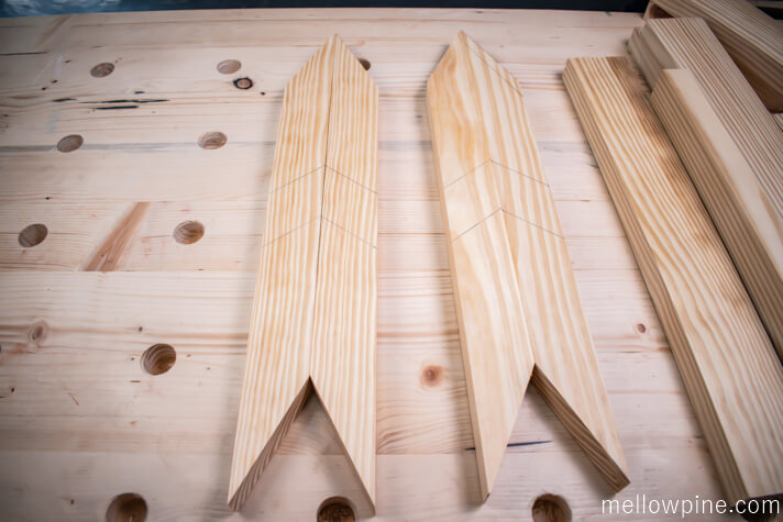 Lines traced for the half lap slot in the X brace pieces