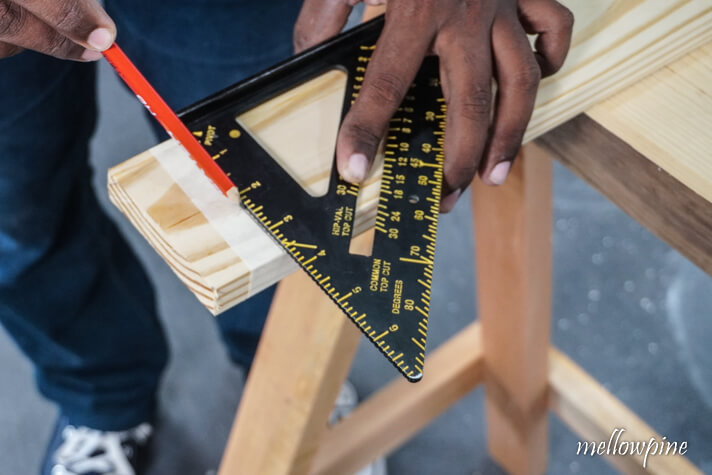 Marking the line of cut