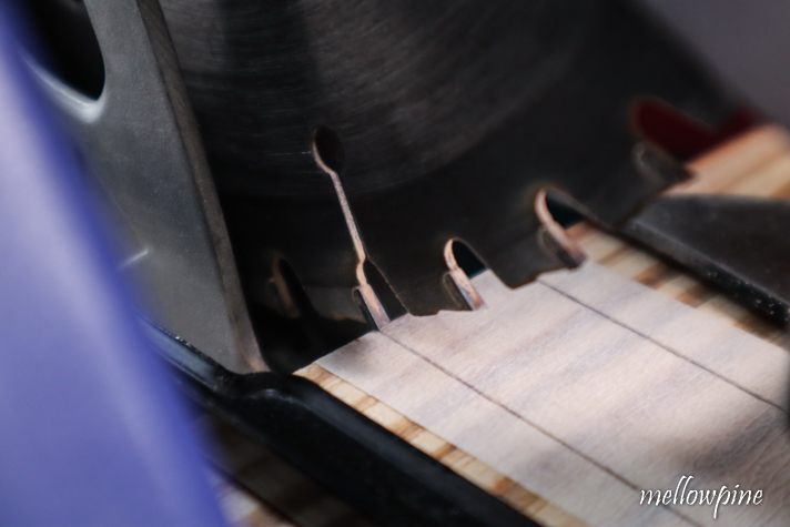 aligning the saw blade with cut line