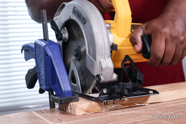 making multiple cuts in the wood with circular saw