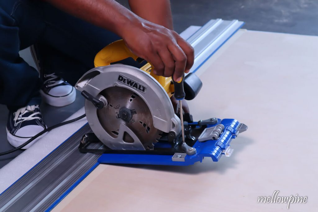 Attaching sled to saw