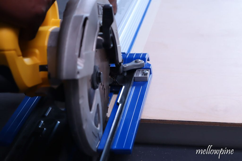 Aligning track with cut line