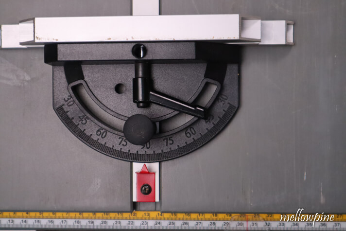 angles on the miter gauge