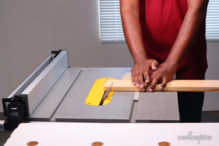 making a 45 degree bevel cut with table saw