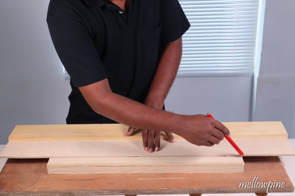 Drawing straight line using the straight edge