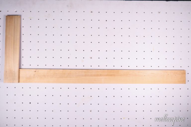 How to Make a Straight Edge with Minimal Tools [Step-by-Step] - MellowPine
