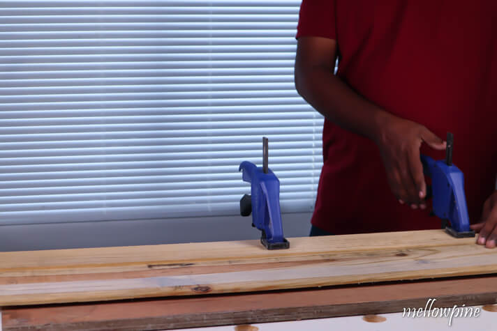Clamping straight edge