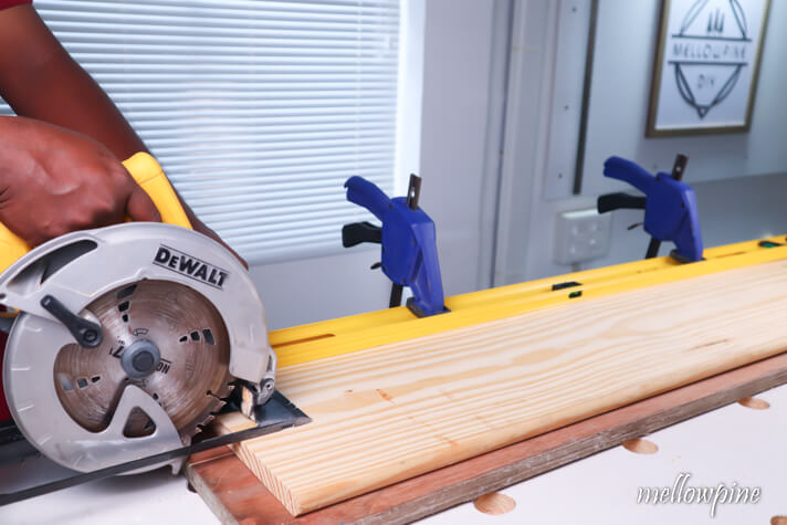 Making a straight cut with a circular saw