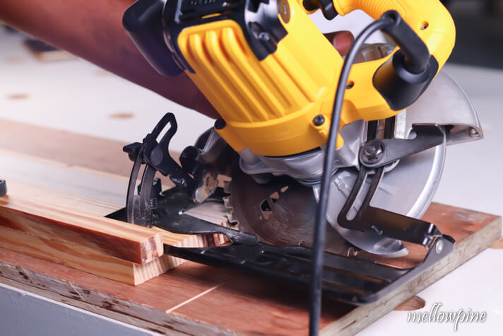 Circular Saw after setting the 45 degree angle