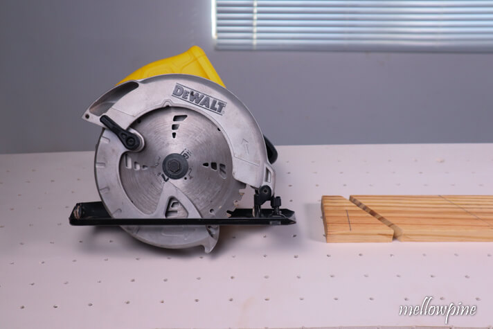 completed miter cut with angle less than 45°