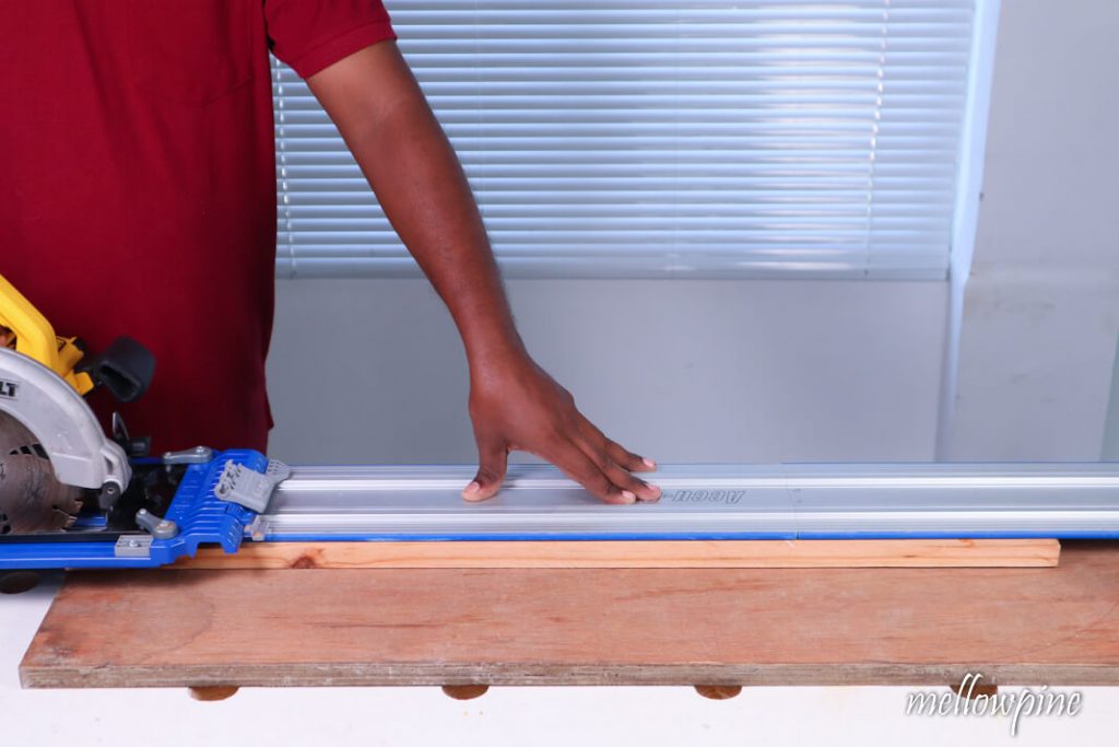 Aligning track with the cut line