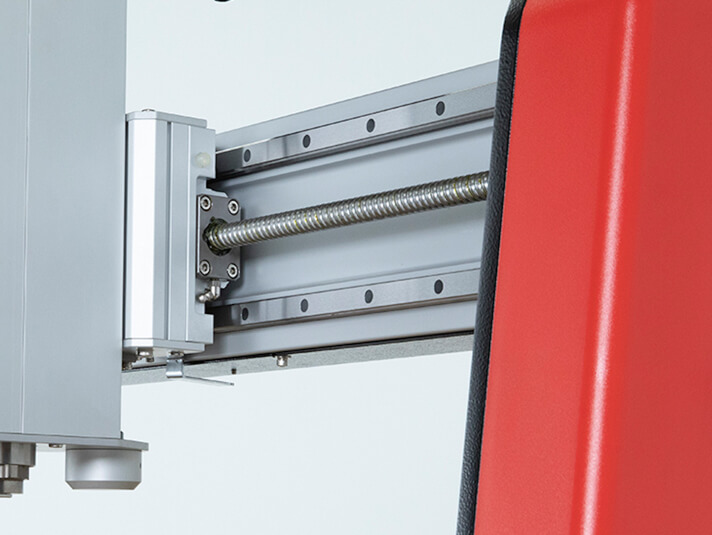 Axiom Pro V5 ball screw and profile guide linear motion components