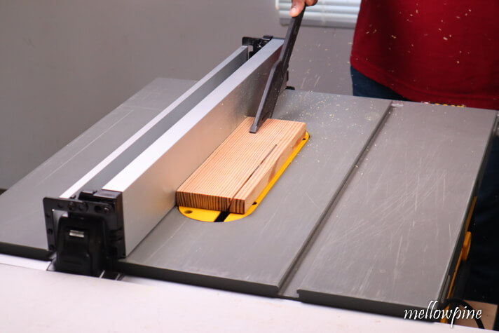 making the beveled edge on table saw