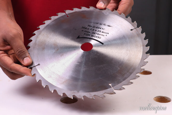 cleaned table saw blade