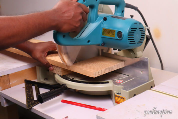 making the second cut with the board raised