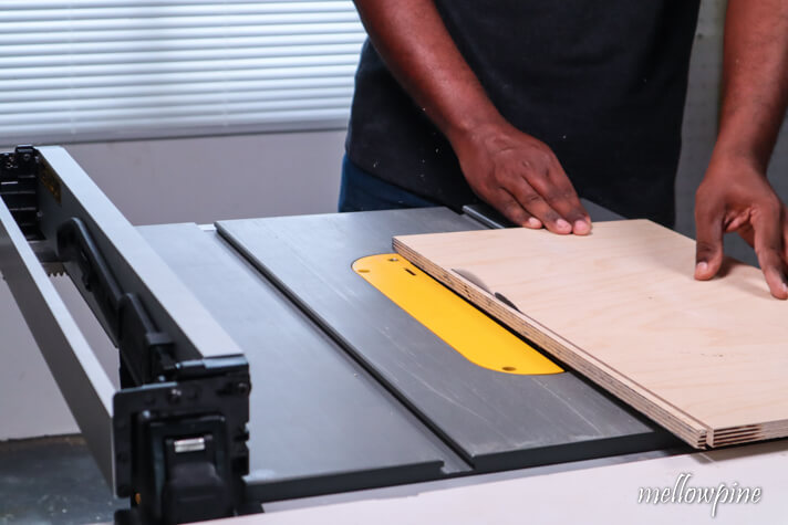 trimming the excess width of the jig