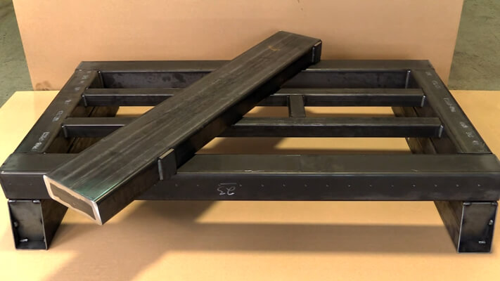 Base frame and gantry made of steel in ShopSabre 23