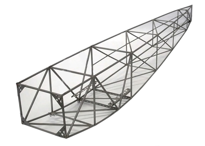 Aircraft fuselage made with aluminum 2024