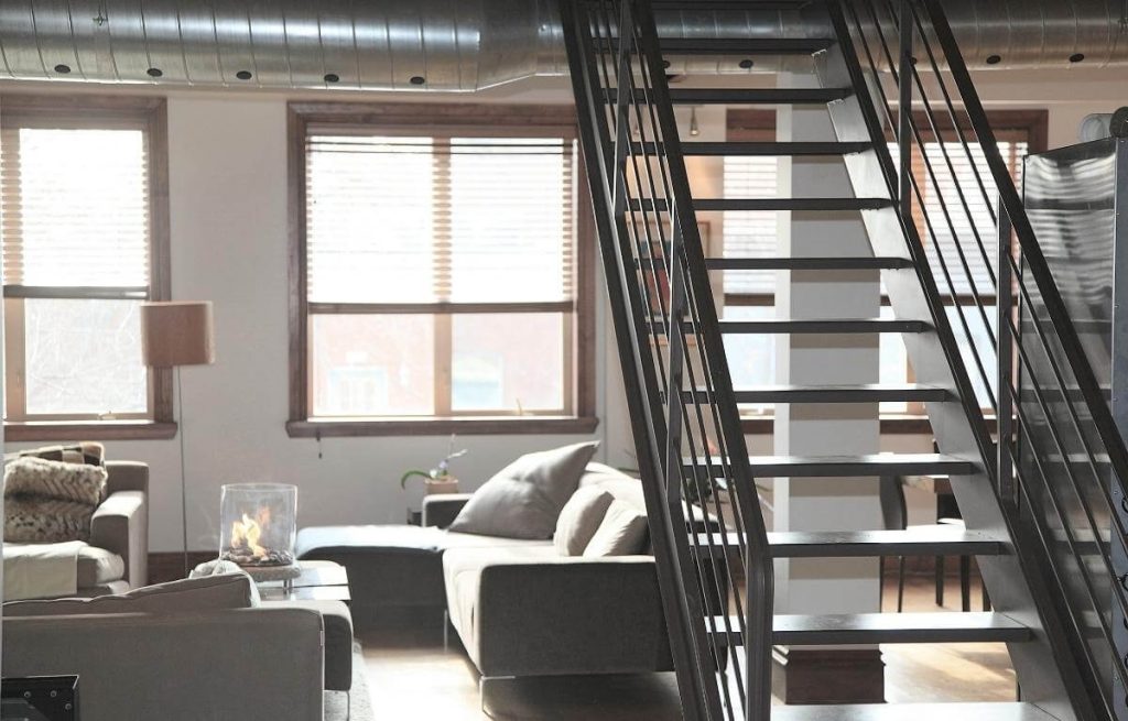 Floating stairs
