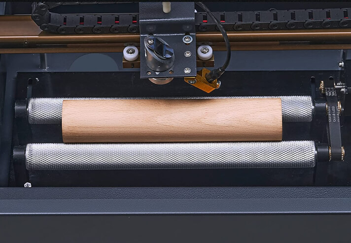 Rotary attatchment for OM Tech K40 laser cutter