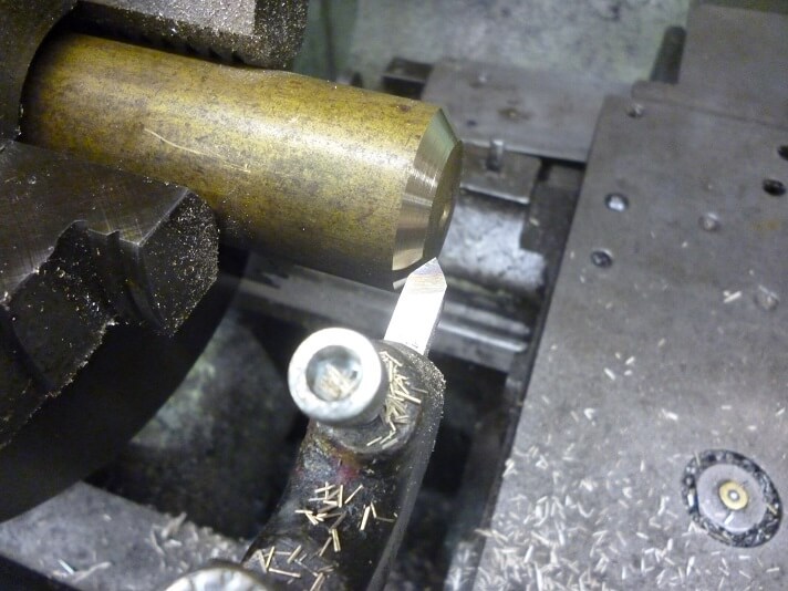 Taper turning on a CNC lathe 