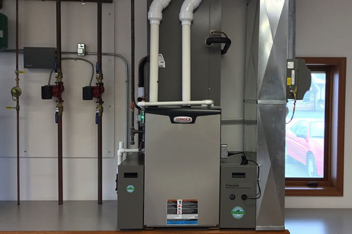 Furnace of a forced air heating system