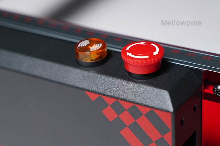 E-stop switch and fire indicator on TS2