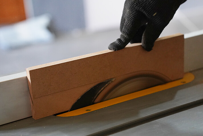 Using a Power cutter to reduce the thickness of MDF