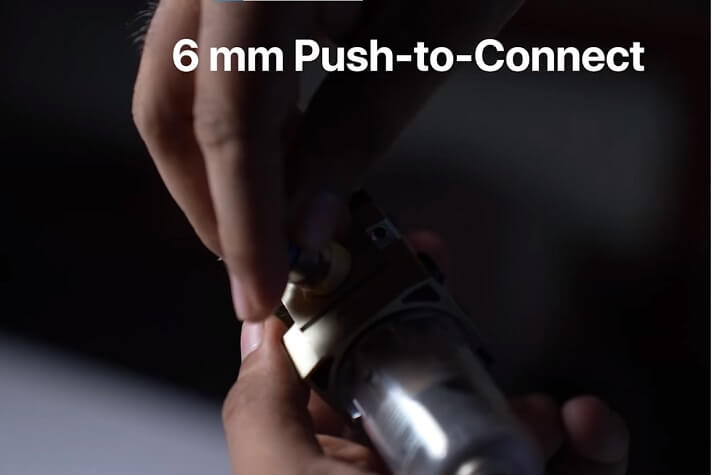 Connecting the push coupling to the air pressure regulator