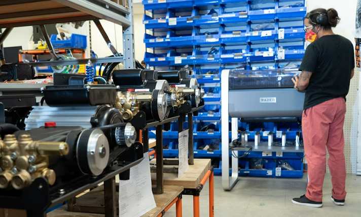 Working on WAZER waterjet machine