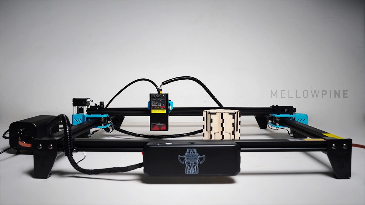 Two Trees TTS-20 Pro laser machine