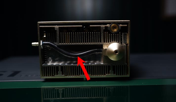 Air compressor connection going to the laser head nozzle of xTool S1