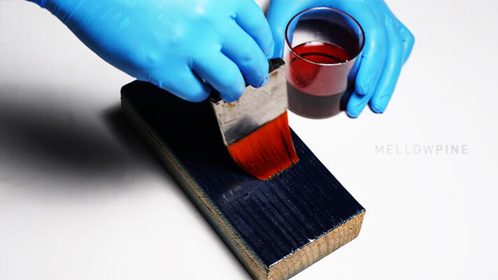 Applying Oil-Based Polyurethane on Painted Wood
