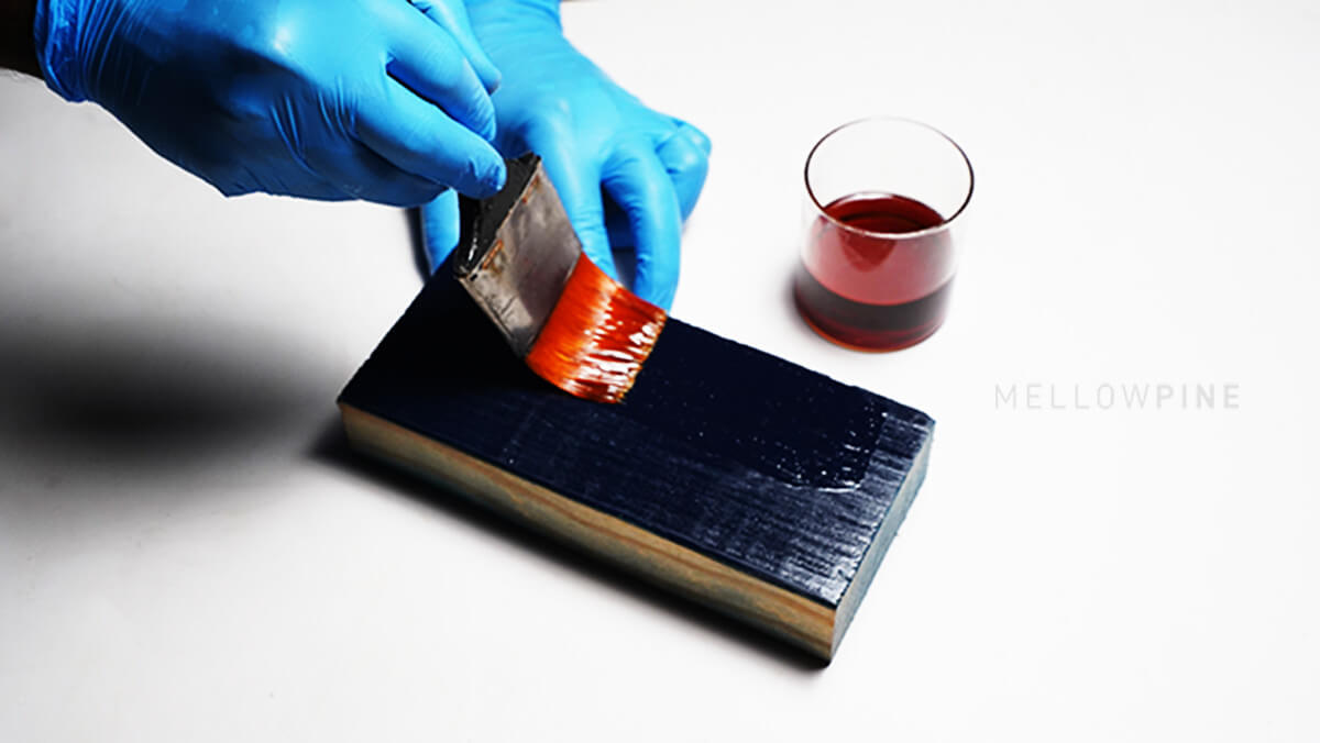 Applying Sealer on Exterior Painted Wood