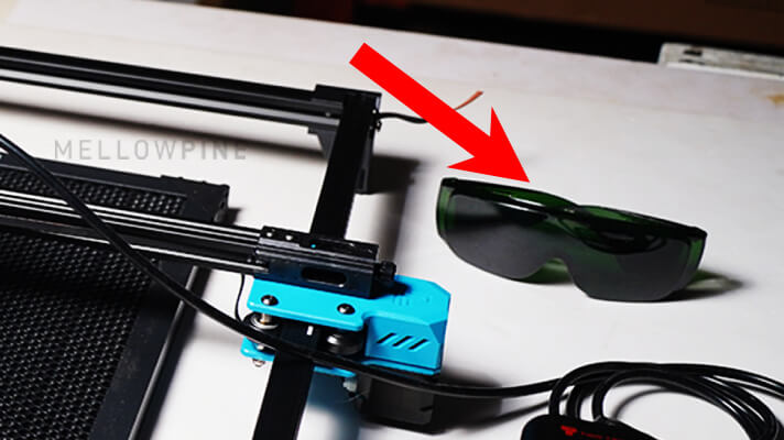 Laser safety goggle provided with TTS-20 Pro