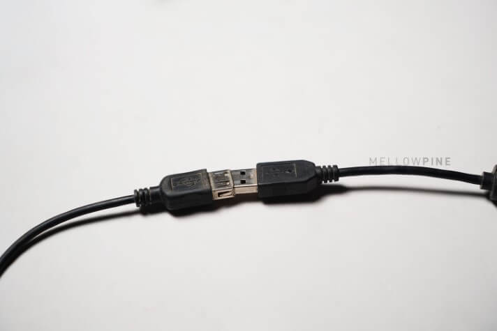 Poorly connected USB extension cord