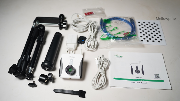Things inside Mintion Lasercam box