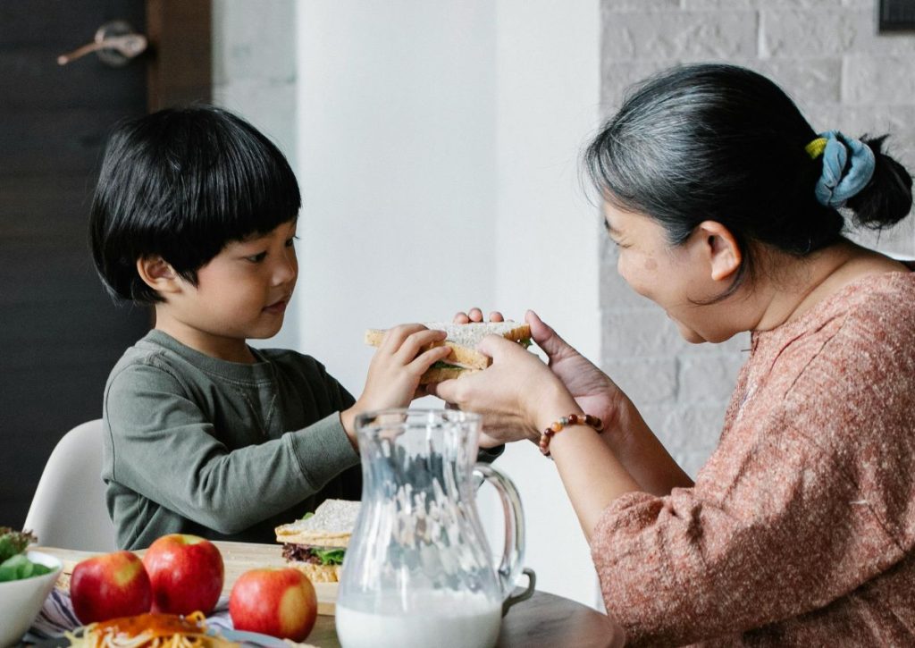 32 Signs You’re Crossing the Line with Your Grandkids’ Parents (and How to Step Back Gracefully)
