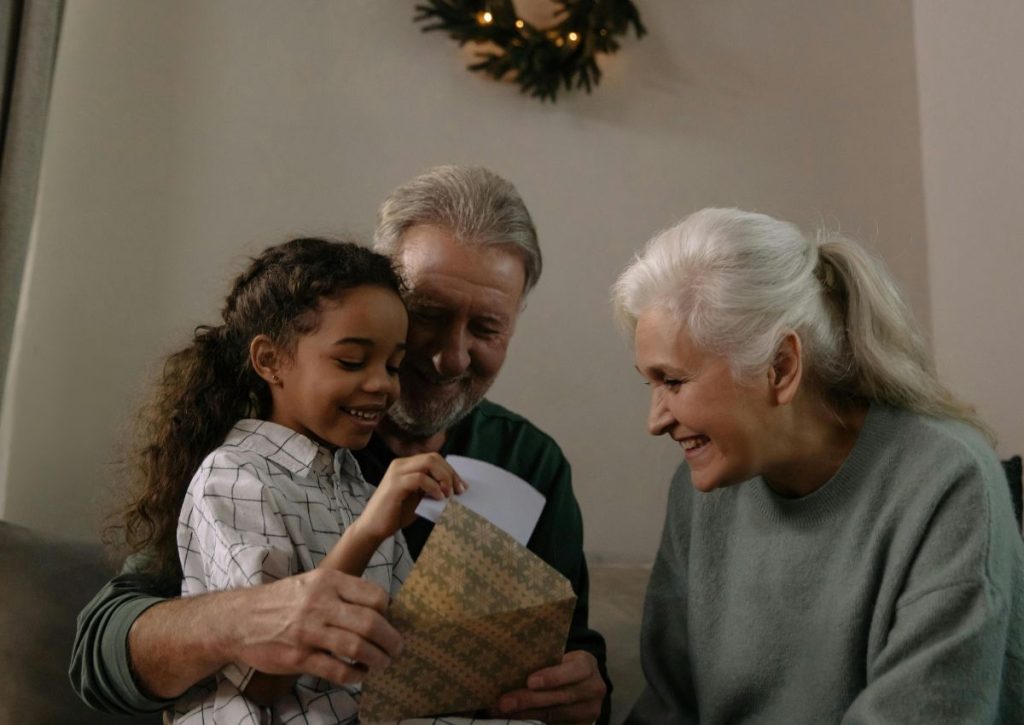 32 Signs You’re Crossing the Line with Your Grandkids’ Parents (and How to Step Back Gracefully)