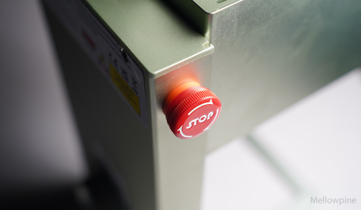 emergency switch on xTool F1